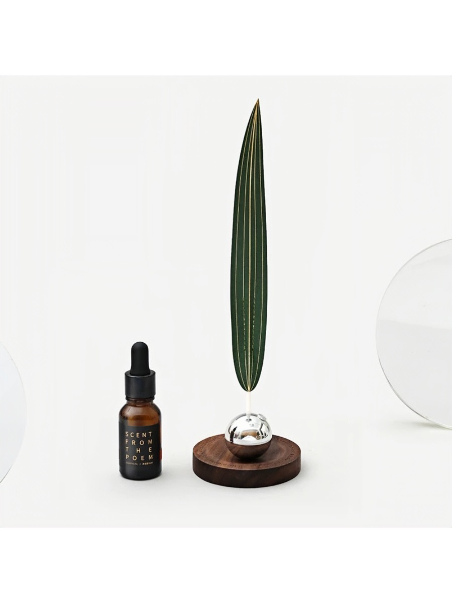 Whirlwind Aromatherapy Diffuser – Handcrafted Home Decor Gift - Chic Chambers