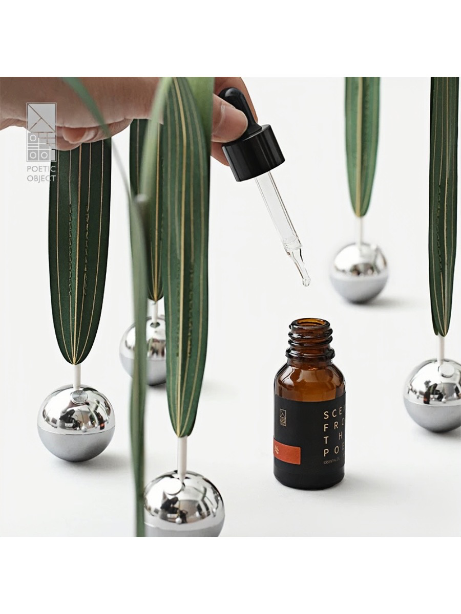 Whirlwind Aromatherapy Diffuser – Handcrafted Home Decor Gift - Chic Chambers