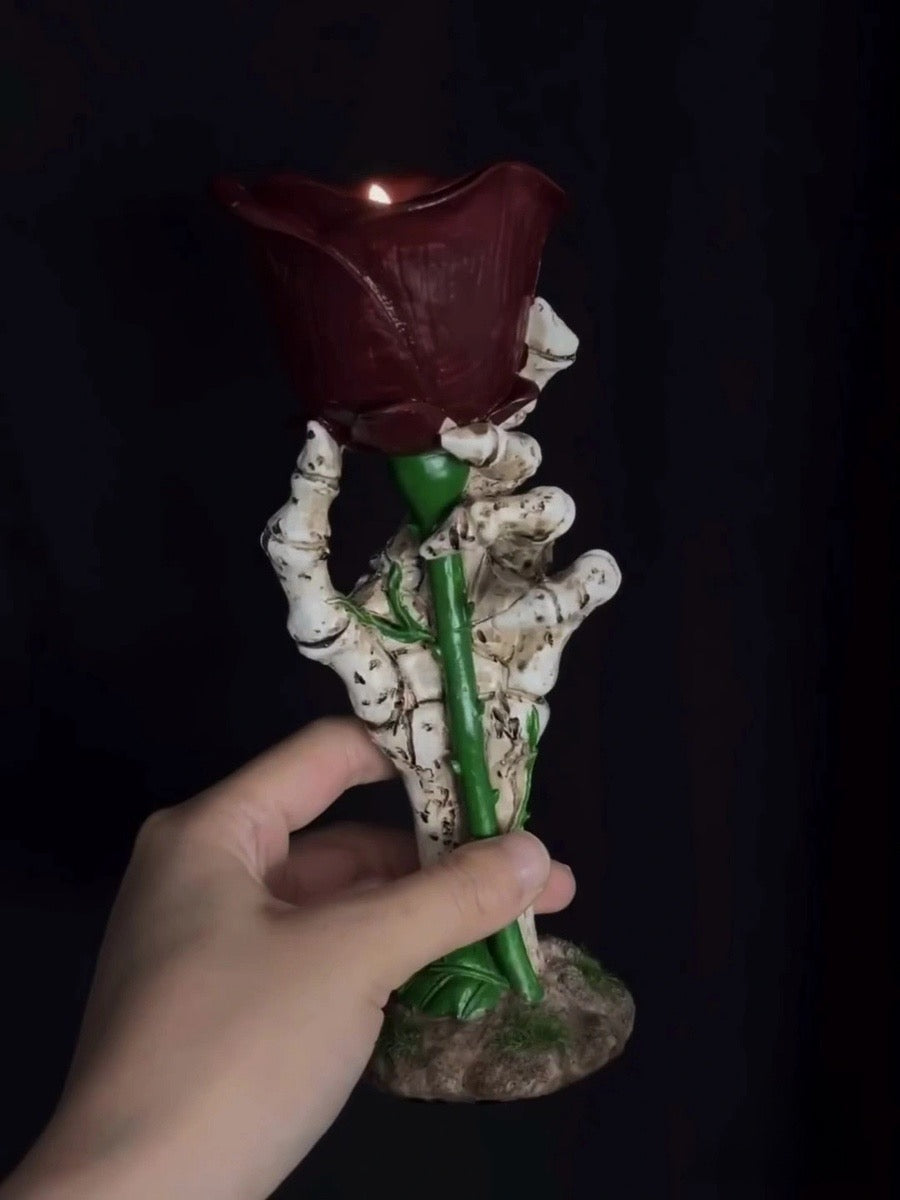 Dark Bloom Candle Holder with Sculptural Contrast Aesthetic - Chic Chambers