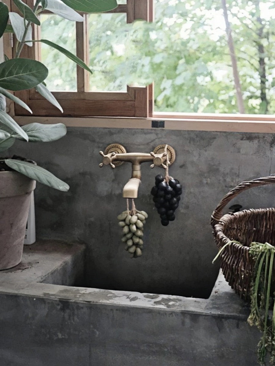 Handmade Grape Bunch Soap with Botanical Scent - Chic Chambers