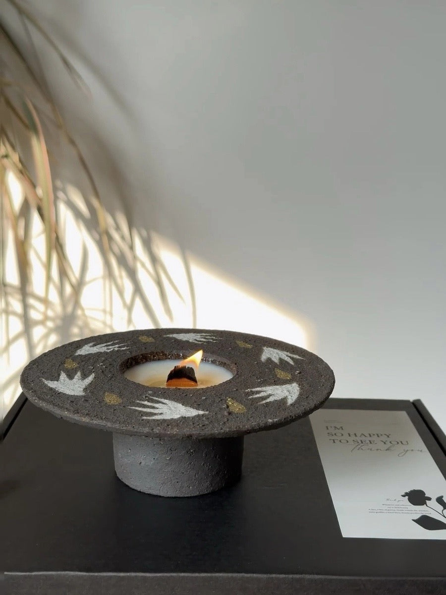 Handcrafted Ceramic Scented Candle Swallow Rain Edition - Chic Chambers