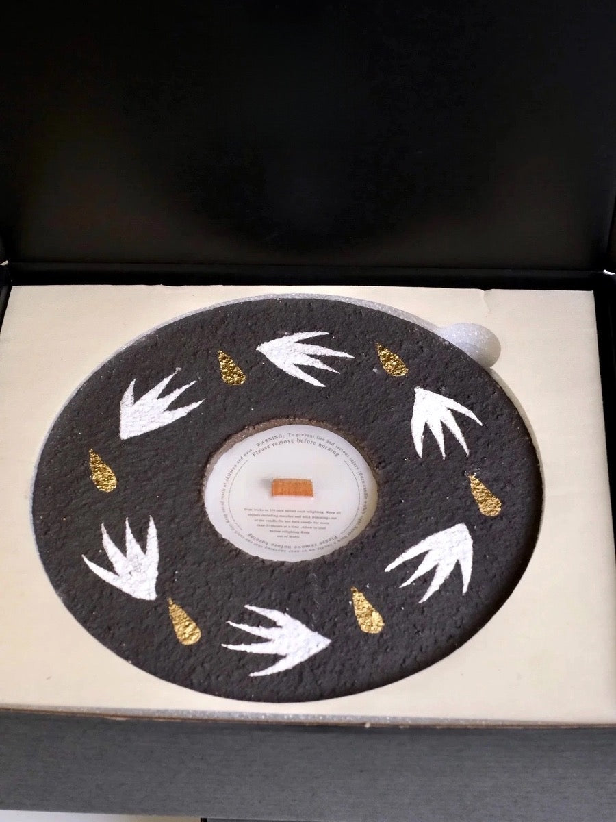 Handcrafted Ceramic Scented Candle Swallow Rain Edition - Chic Chambers