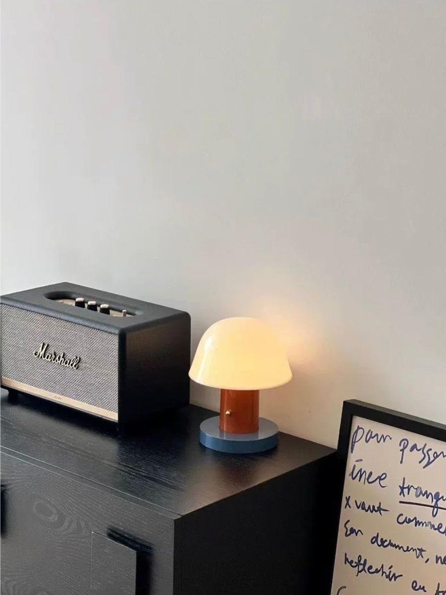 Portable Cordless Mushroom Table Lamp 
