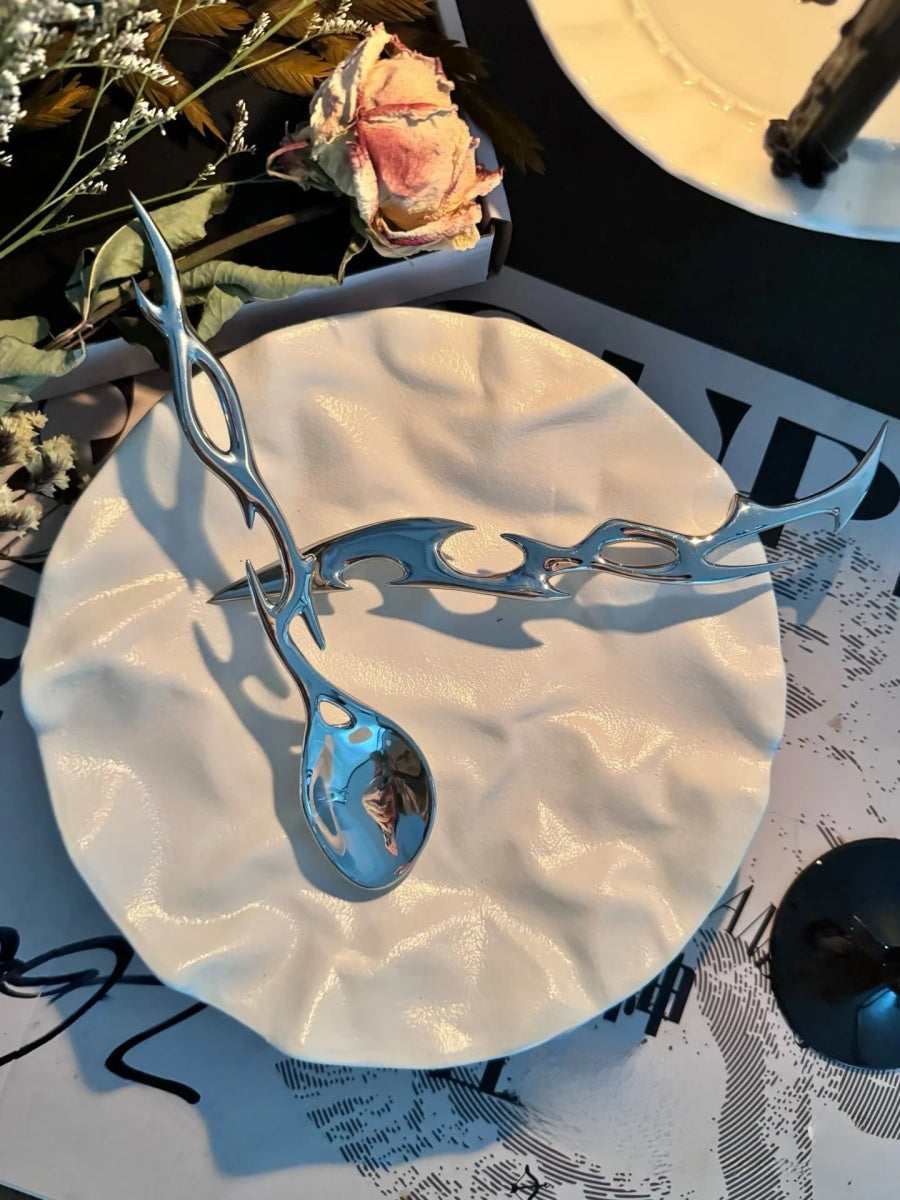 Silver Spine Inspired Flatware Set 3PCS Cyber Inspired Gift Set - Chic Chambers