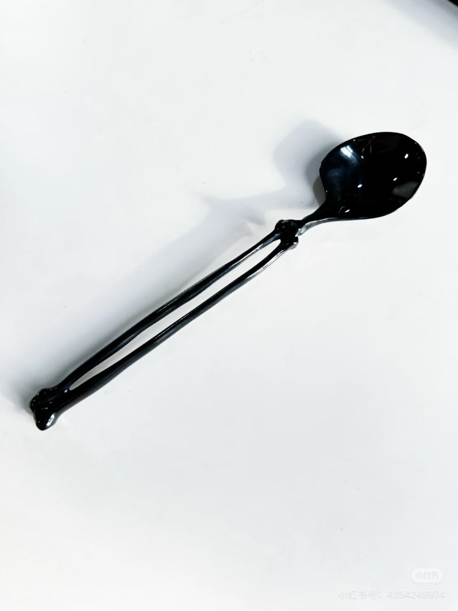 Matte Black Spine Inspired Flatware Set 316 Stainless Steel Knife Fork Spoon Gift Box - Chic Chambers